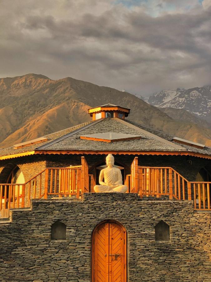 Osho Himalayas Wellness Resort Kangra Exterior foto