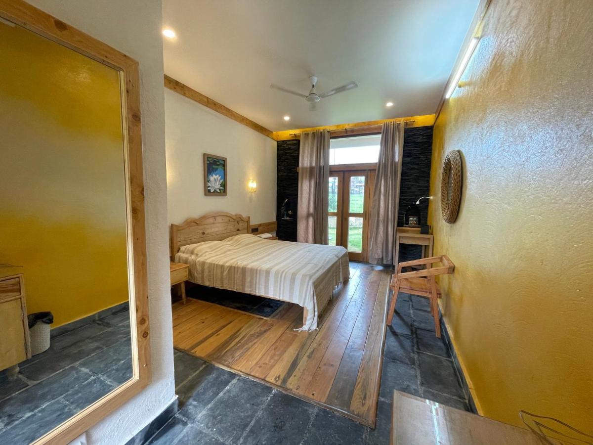 Osho Himalayas Wellness Resort Kangra Exterior foto